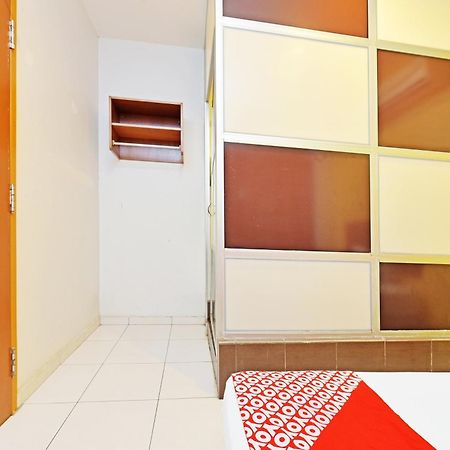 Oyo 582 Hotel Walk Inn Kampong Pasir Puteh  Extérieur photo