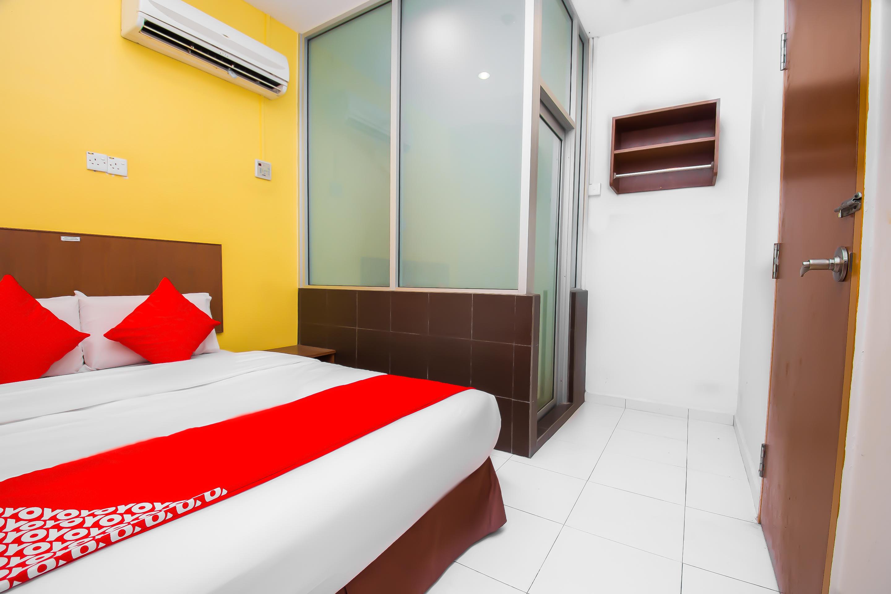 Oyo 582 Hotel Walk Inn Kampong Pasir Puteh  Extérieur photo