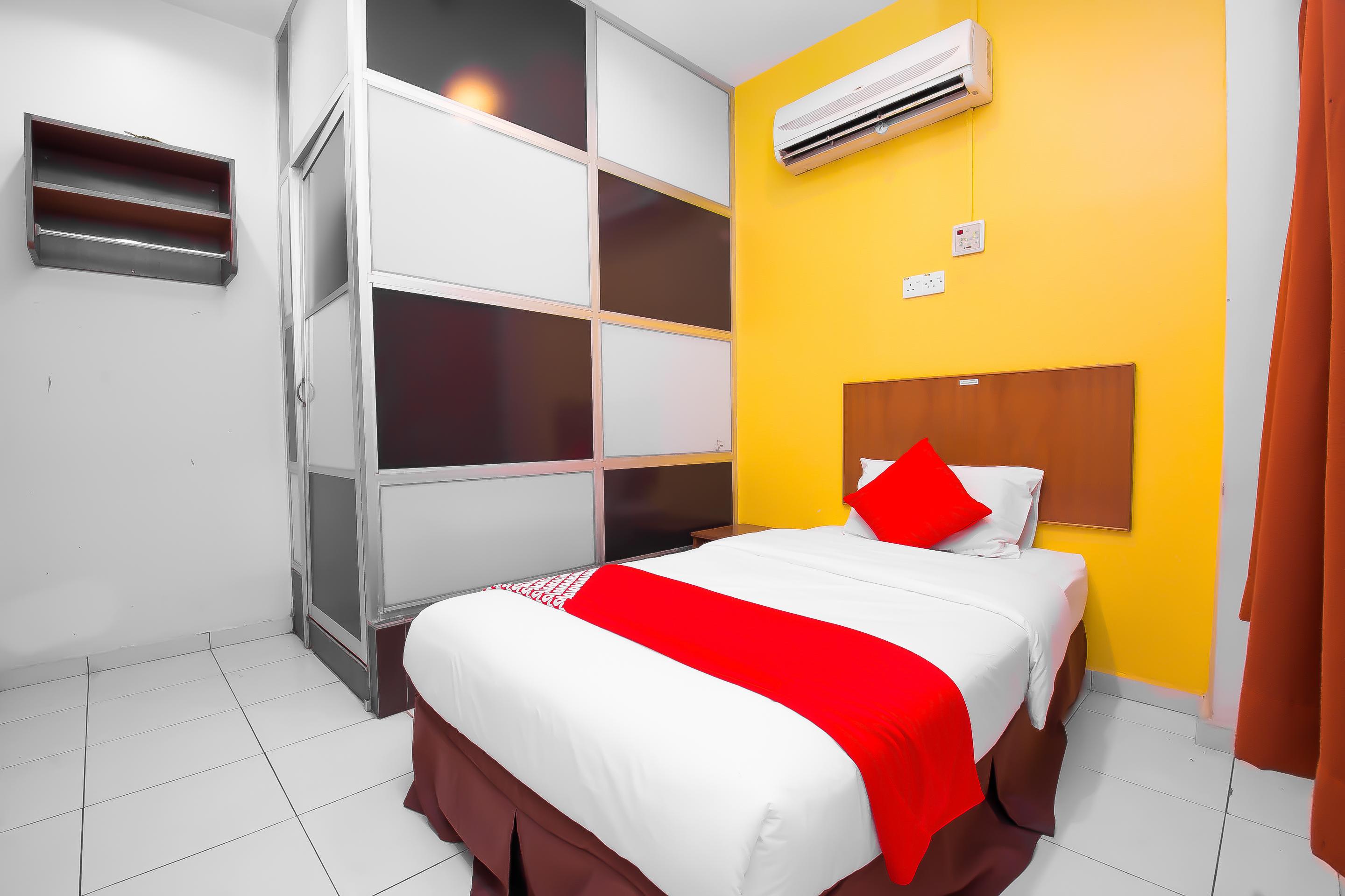 Oyo 582 Hotel Walk Inn Kampong Pasir Puteh  Extérieur photo