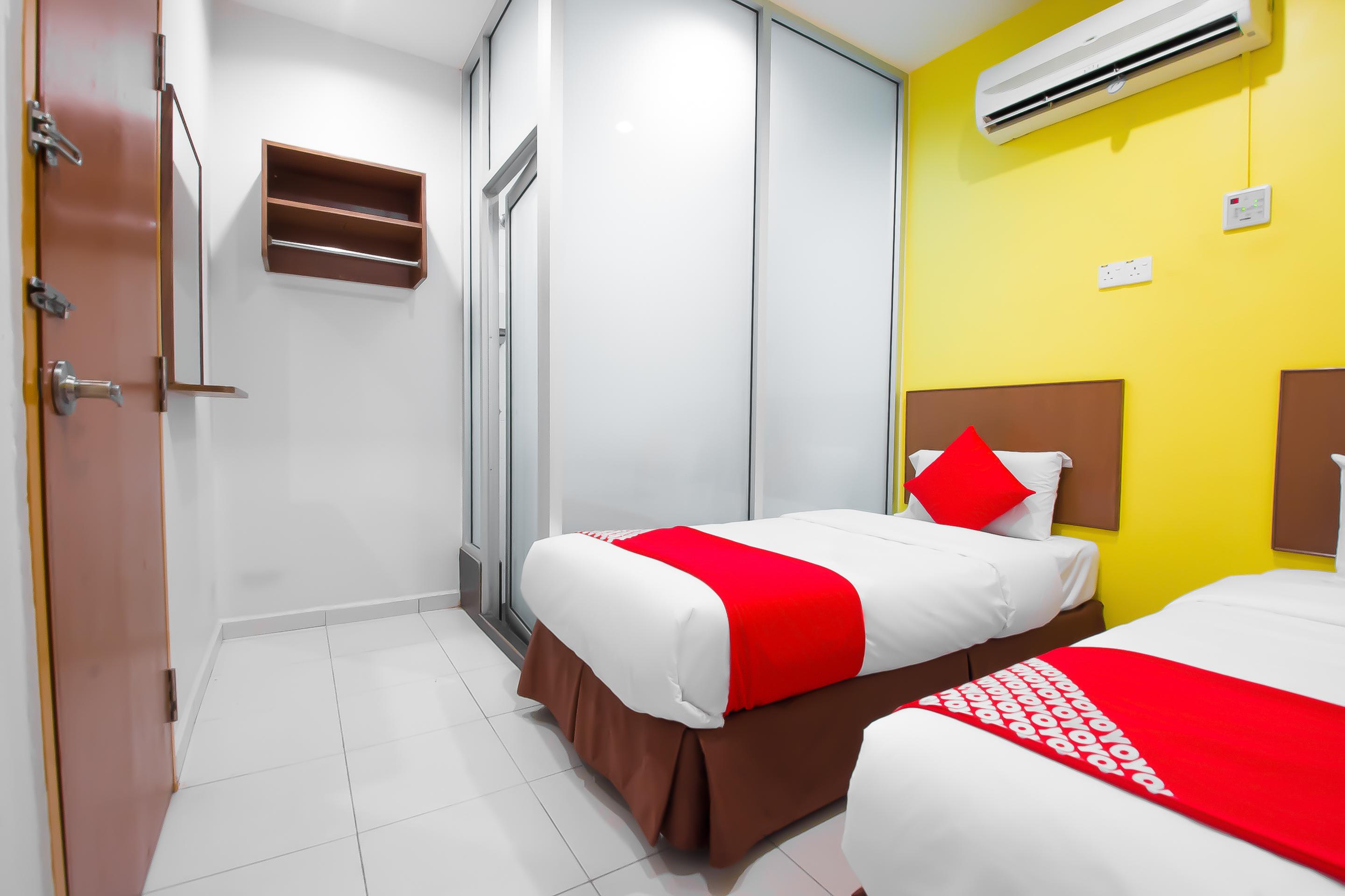 Oyo 582 Hotel Walk Inn Kampong Pasir Puteh  Extérieur photo