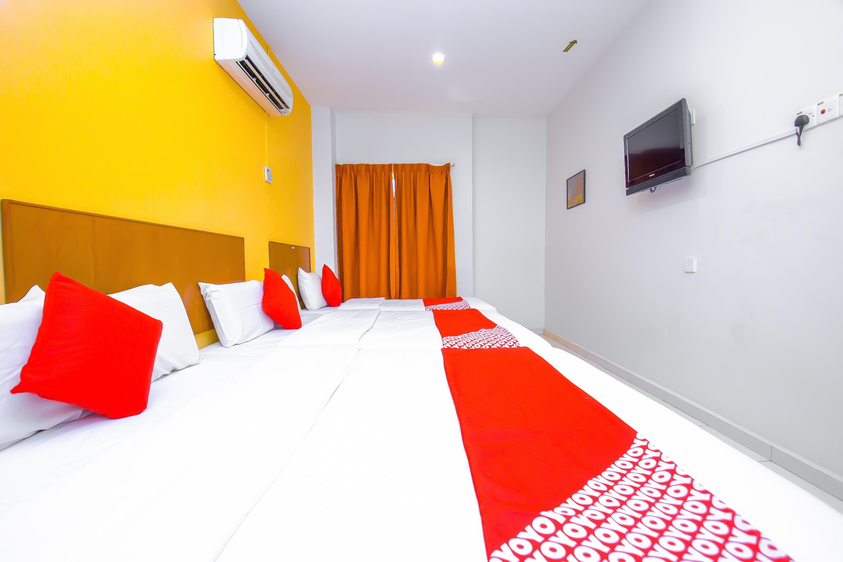 Oyo 582 Hotel Walk Inn Kampong Pasir Puteh  Extérieur photo