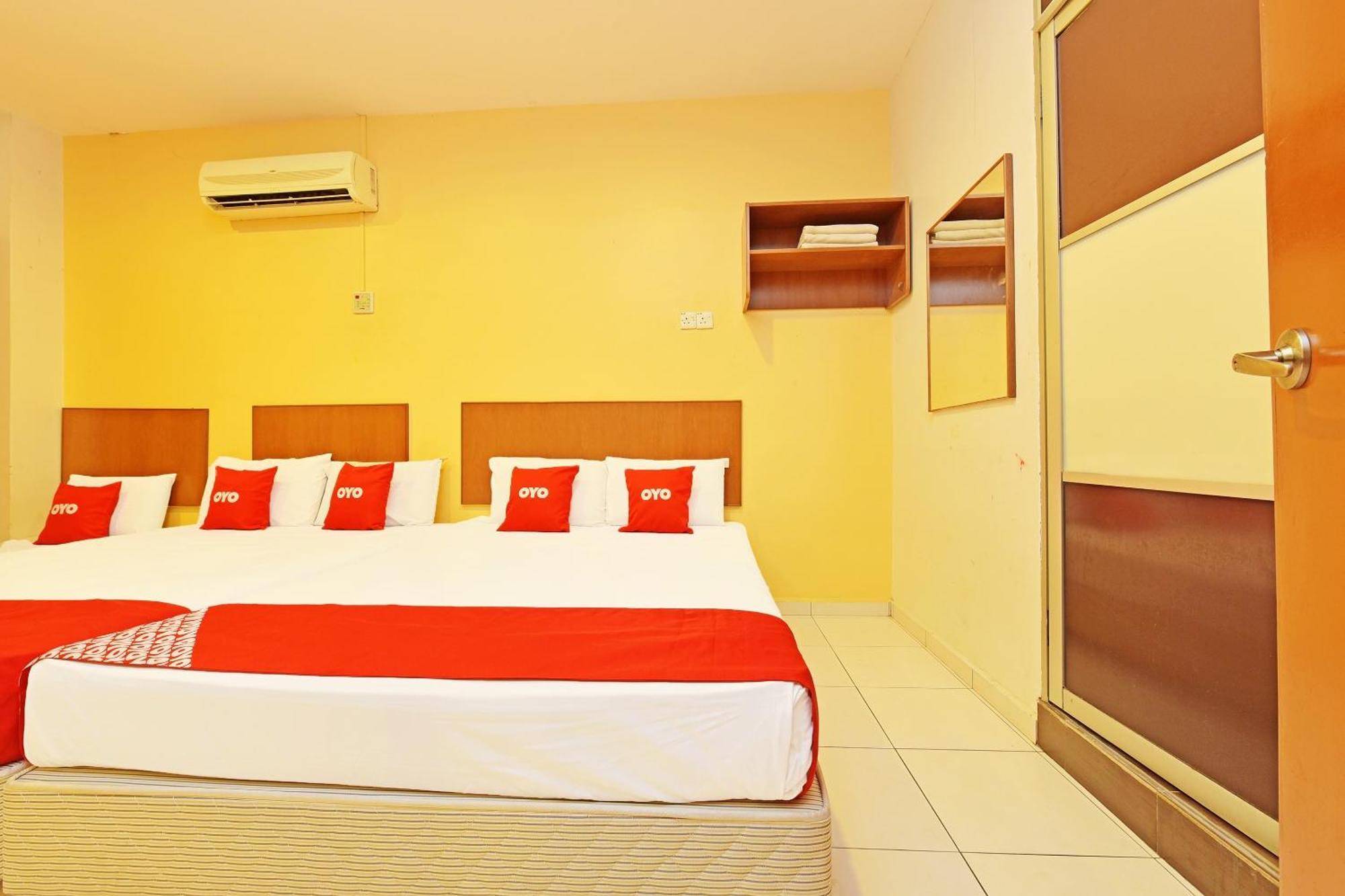 Oyo 582 Hotel Walk Inn Kampong Pasir Puteh  Extérieur photo