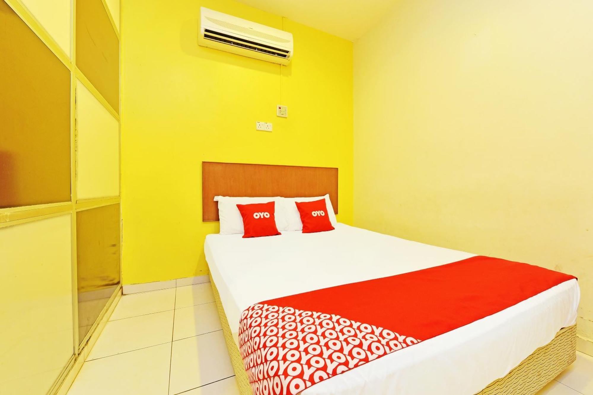 Oyo 582 Hotel Walk Inn Kampong Pasir Puteh  Extérieur photo