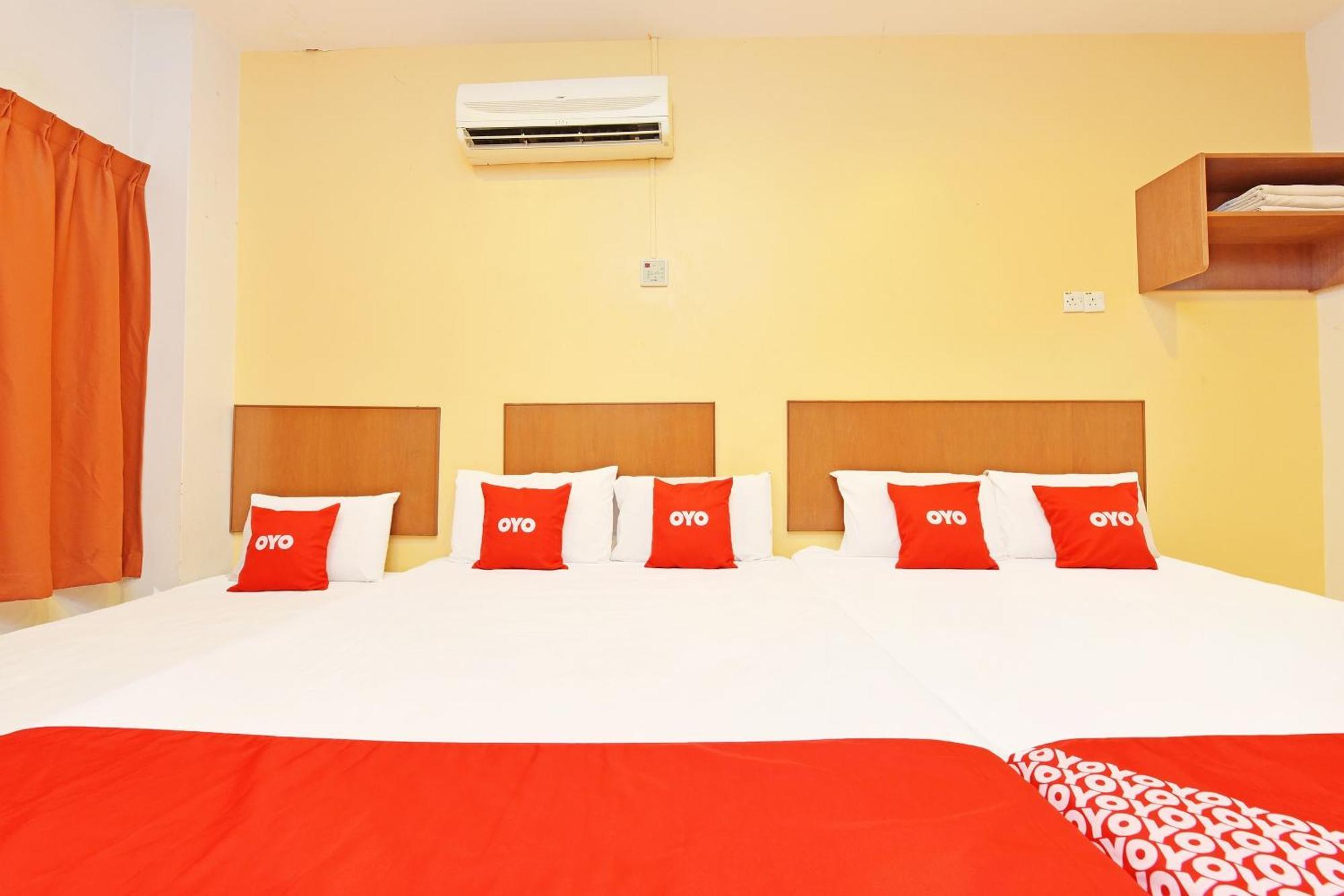 Oyo 582 Hotel Walk Inn Kampong Pasir Puteh  Extérieur photo