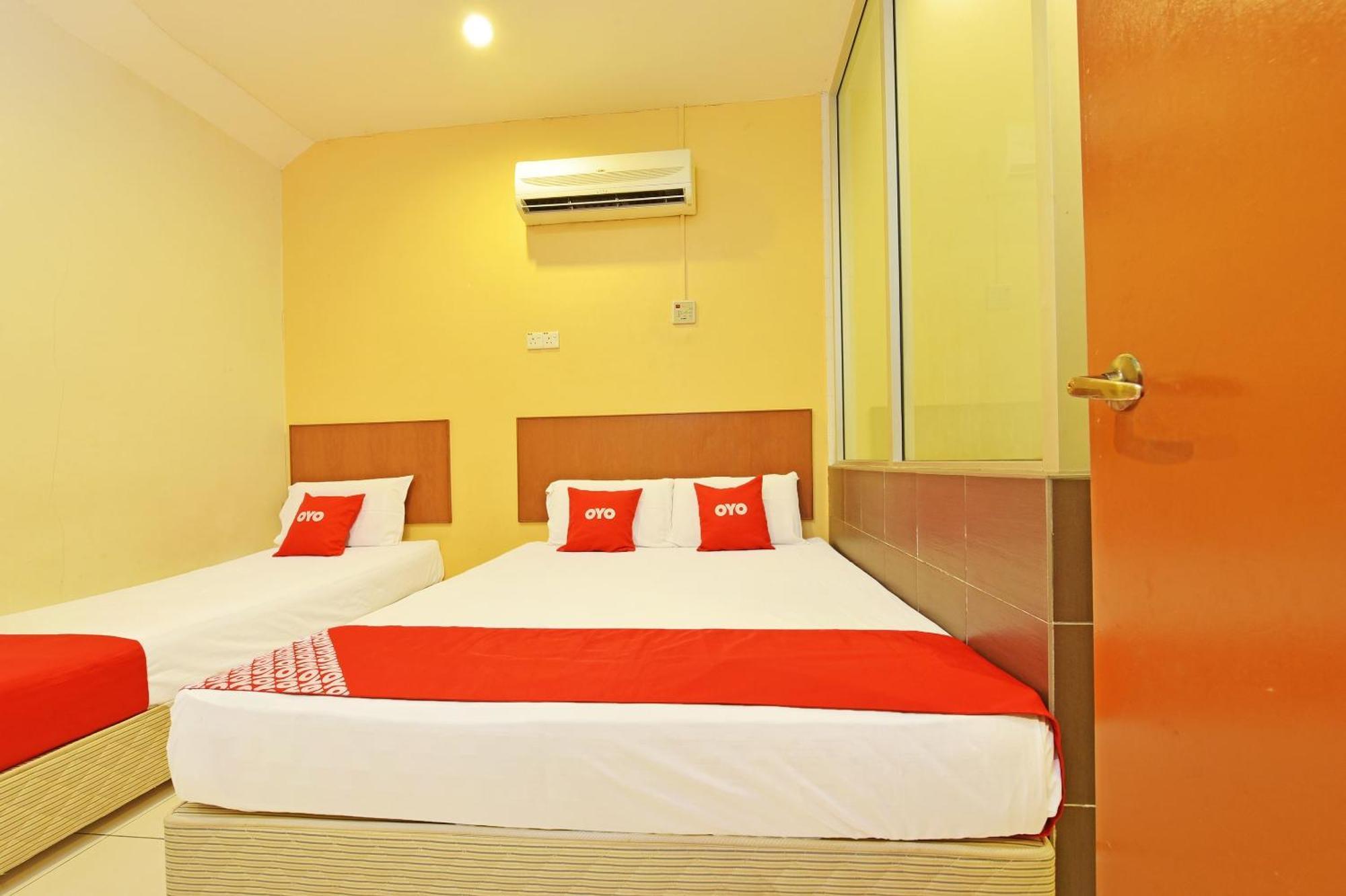 Oyo 582 Hotel Walk Inn Kampong Pasir Puteh  Extérieur photo